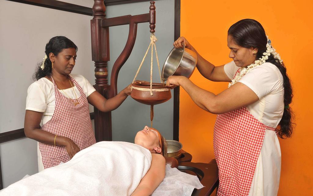 Hotel Ananda Lakshmi Ayurveda Retreat Chowara Exteriér fotografie